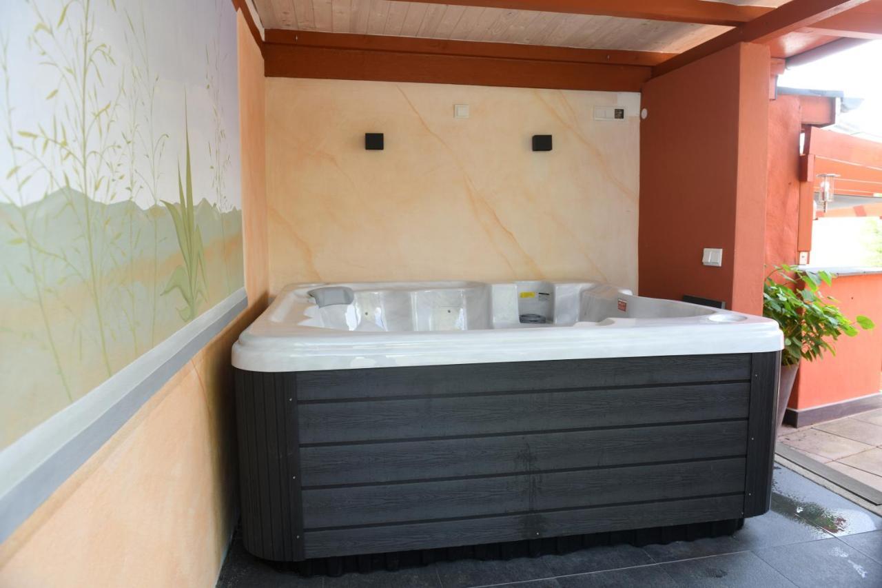 Hotel Casa Verde เทรียร์ ภายนอก รูปภาพ